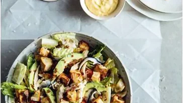 GRILLED ROMAINE CHICKEN CAESAR WITH AVOCADO