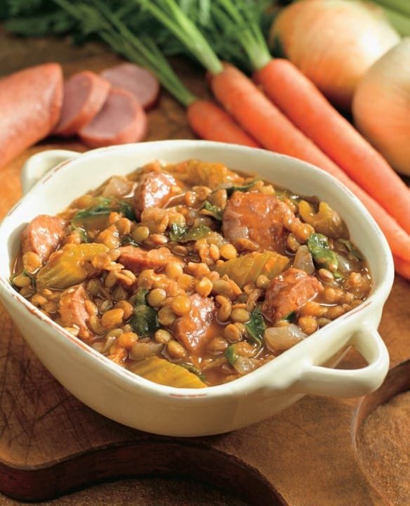 Slow-Cooked Sausage and Lentil Stew: Comforting and Flavorful